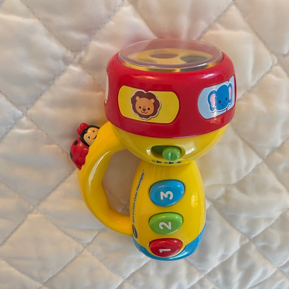 V Tech Spin & Learn Color Flashlight